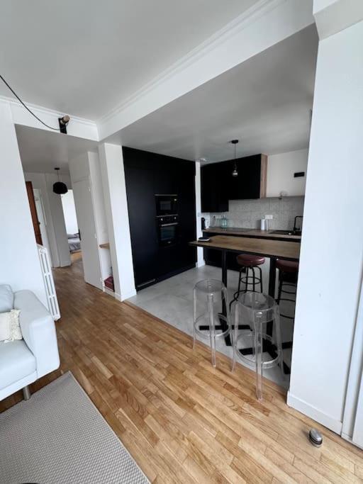 לוריין Charmant Appartement T3 Avec Balcon, Centre-Ville מראה חיצוני תמונה